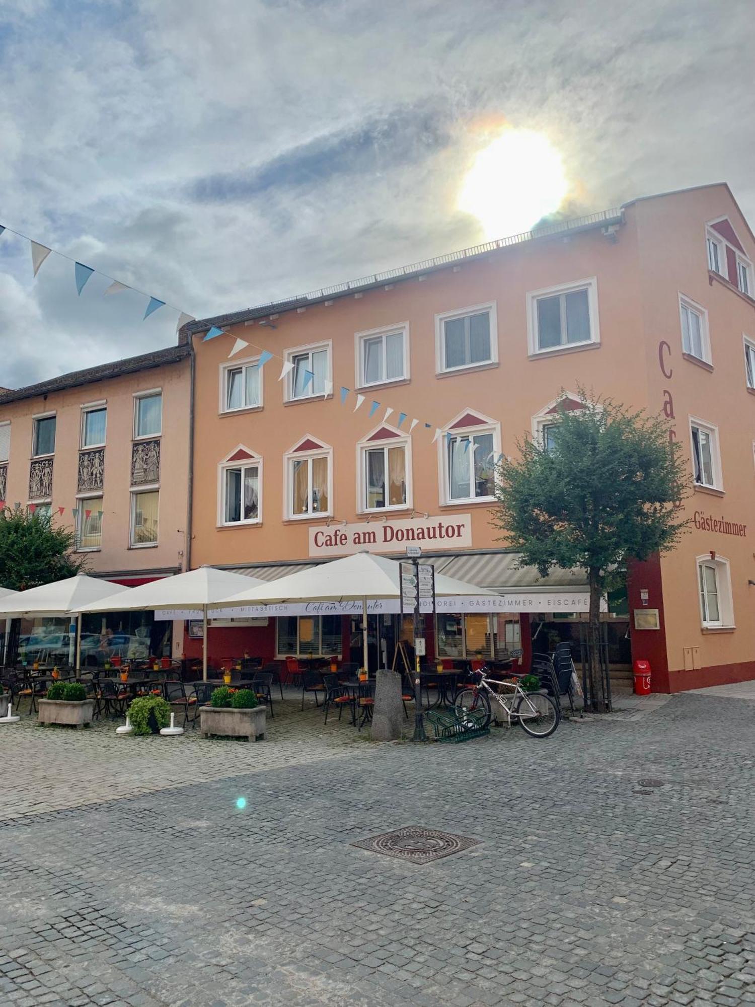 Hotel Cafe Am Donautor Kelheim Exterior foto